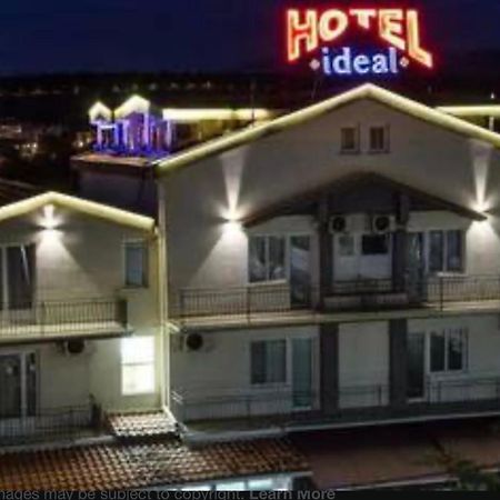 Hotel Garni Ideal Podgorica Zewnętrze zdjęcie