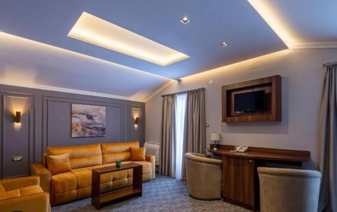 Hotel Garni Ideal Podgorica Zewnętrze zdjęcie