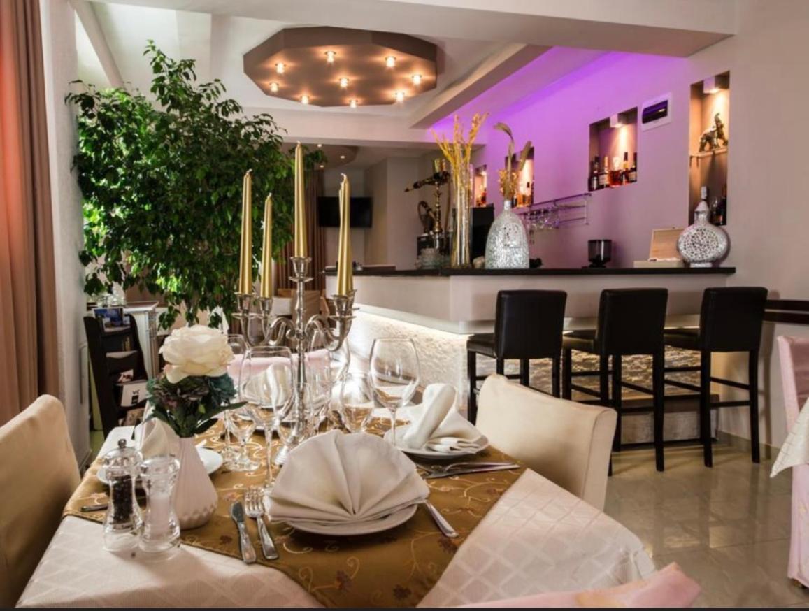 Hotel Garni Ideal Podgorica Zewnętrze zdjęcie