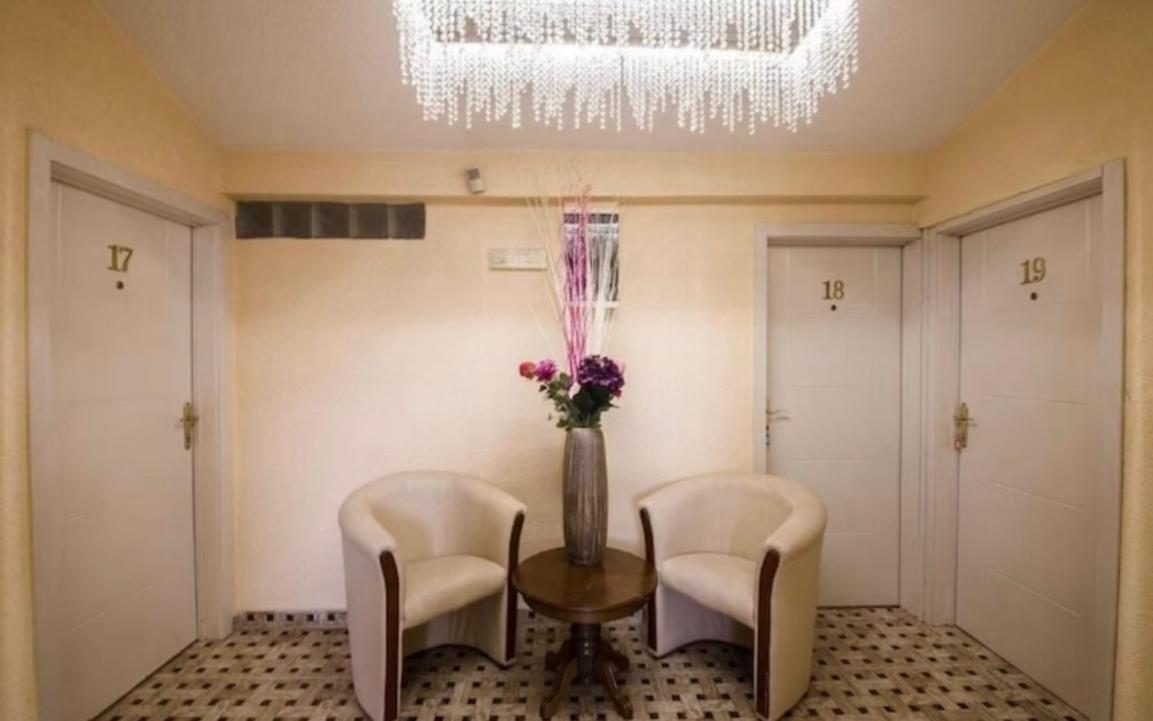 Hotel Garni Ideal Podgorica Zewnętrze zdjęcie